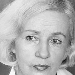 Joanna Orzeszkowska - 生命的烙印演員 飾演Eva - Bednarz's Daughter