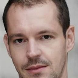 Karsten Dahlem 飾演 Polizist 1