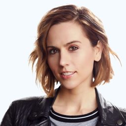 艾比·特羅特 - LEGO Frozen: Operation Puffins演員 飾演Anna (voice)