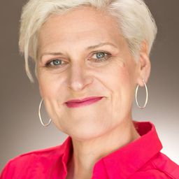 琳恩·佛葛恩 飾演 Mac (voice)