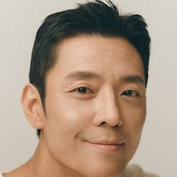 金周憲 飾演 Yuk-son