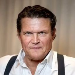 Per Morberg - 生命的飲歌演員 飾演Conny