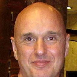Cezary Harasimowicz 飾演 Inspector