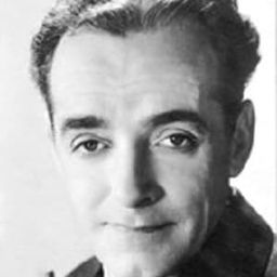 Donald Calthrop 飾演 Hobson