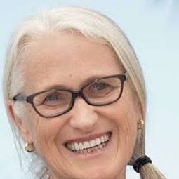 珍·甘比茵 飾演 Self