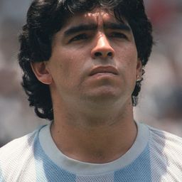 Diego Maradona 飾演 Self