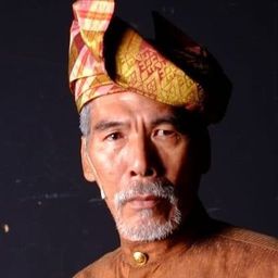 Roslan Salleh 飾演 Imam Malik