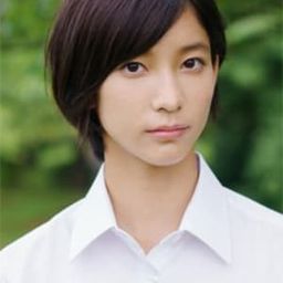 Rina Onuki 飾演 Sae Ganaha / Kamen Rider Lopo