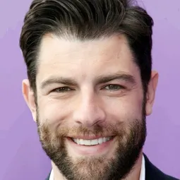 馬克斯·格林菲爾德 飾演 Rick Ludwin