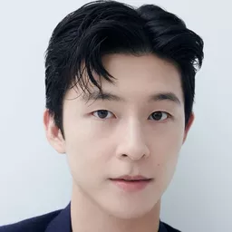 洪慶 飾演 Hyeon-min