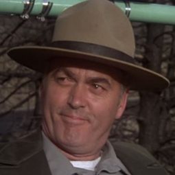 John Brandon - 風流豪客演員 飾演Radio Engineer