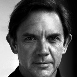 David Bamber 飾演 Adolf Hitler