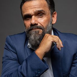 Raimundo Moura - 可拉米洛演員 飾演Funcionário da Prefeitura