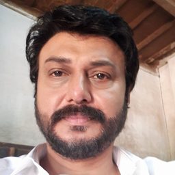 Baiju Santhosh 飾演 Pradeep