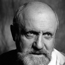 亨利克·馬哈利察 飾演 Dziad Darus