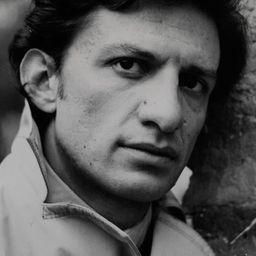 Sergio Jiménez 飾演 Doctor