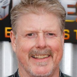 約翰·迪瑪吉歐 飾演 Groundskeeper Amos (voice)