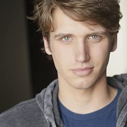 Demetrius Sager - Eden演員 飾演Brant