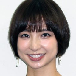 篠田麻里子 飾演 