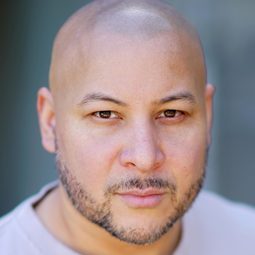 Fernando Martinez - We Are Boats演員 飾演Reno (Buffalo)