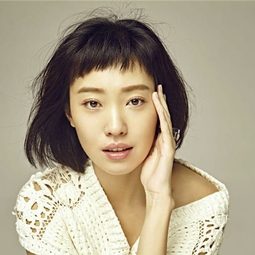 王嘉佳 - 柳川演員 飾演Li Chun's Wife