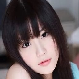 任斯璐 - 功夫演員 飾演Suzie