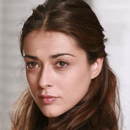 瓦倫蒂娜·洛多維尼 - 無論你在哪演員 飾演Francesca