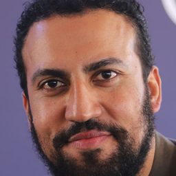 Ricardo Teodoro 飾演 Ronaldo