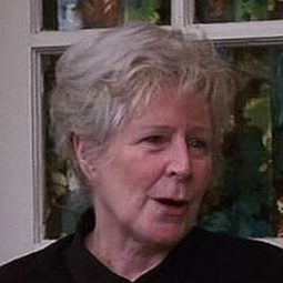 Florence Paterson 飾演 Hannah