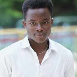 David Ezekiel 飾演 Abbey