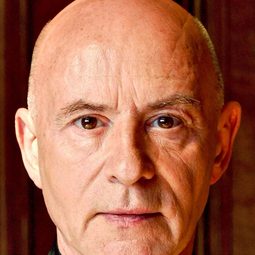 Christoph Eschenbach 飾演 Self - Conductor