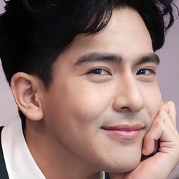 彭沙功麥塔立卡儂 飾演 Sek