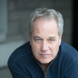 Patrick Floch - 邪靈劇場演員 飾演Dr. Peter Lazarus