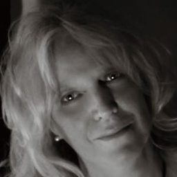 馬修·查普曼 飾演 Jessica