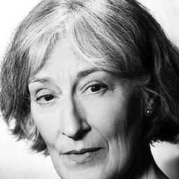 Linda Spurrier - Dead Gorgeous演員 飾演Mrs Mason