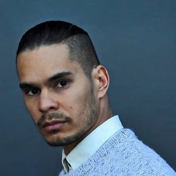 Mark Coles Smith 飾演 Hector (voice)