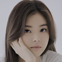洪藝智 飾演 Hye-yoon