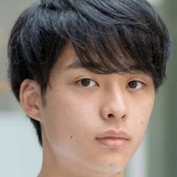 早阪柊人 飾演 Student