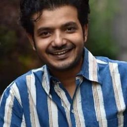 斯瑞南斯·巴席 飾演 Roy