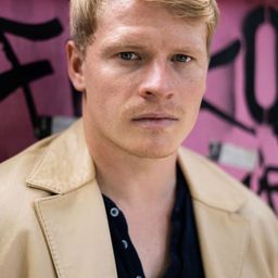 Mats Kampen - 球場的偽術演員 飾演Florian (Spieler FC St. Pauli)