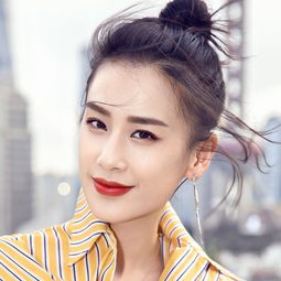 黃聖依 - 功夫演員 飾演Fong