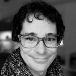 James Flanagan 飾演 Diesel Doug