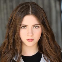 Madison Calderon 飾演 Madison