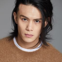 Chen Huafeng 飾演 Jin Xiuji