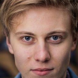 馬克斯·施梅芬尼 飾演 Dieter Gräfe