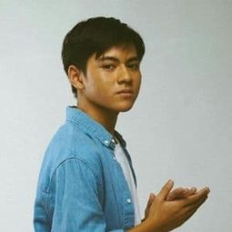 雷伊·彭 飾演 Dul