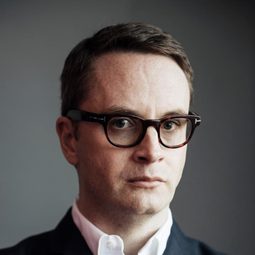 尼古拉斯·溫丁·雷弗恩 - Ryan Gosling - Hollywoods Halbgott演員 飾演Self (archive footage)