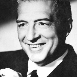 José Baviera 飾演 Don Alvaro