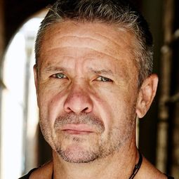 Matthew Nable - 鋼鋸嶺演員 飾演Lt. Cooney