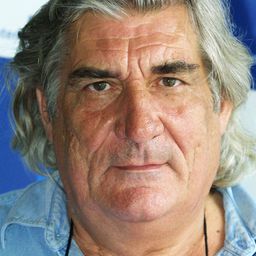 Jean-Claude Brisseau - 黑天使演員 飾演A guest at the meal (uncredited)